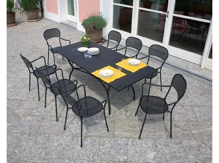 Tavolo in ferro battuto