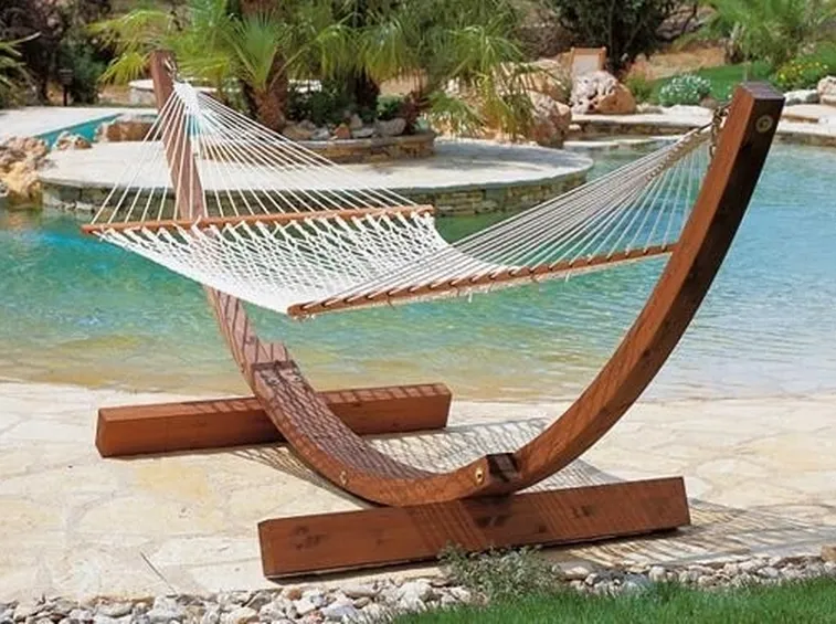 Amaca in legno da giardino