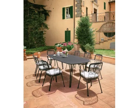 Elementi per l'arredo del giardino