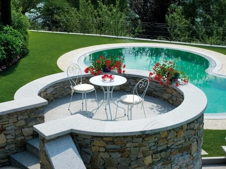 Arredamento esterni 