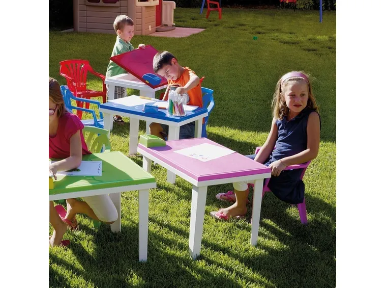Arredo giardino in plastica per bambini