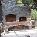 Caminetto da giardino in muratura