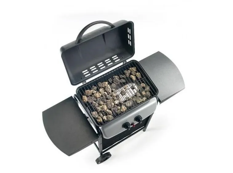Barbecue a gas in pietra lavica