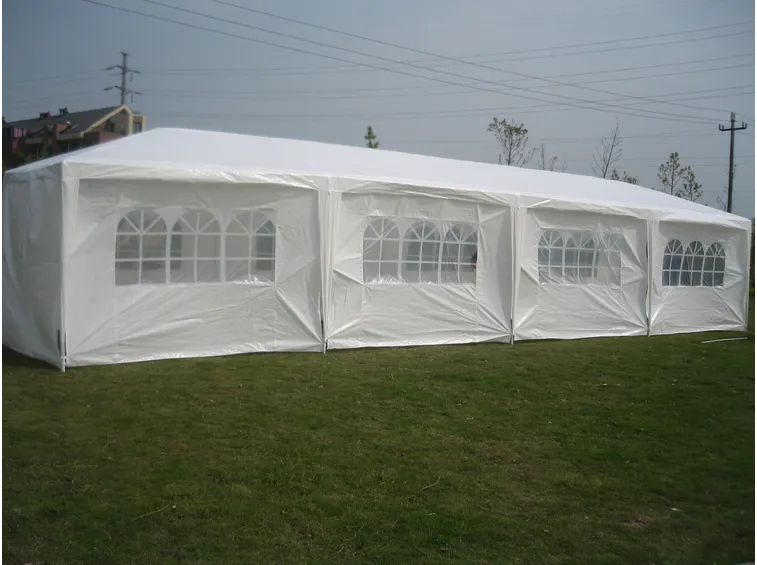 un gazebo di grosse dimensioni