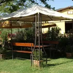 Tipico gazebo in ferro battuto
