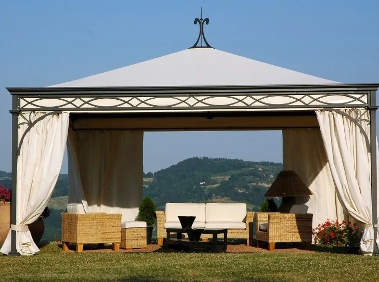 Gazebo senza copertura