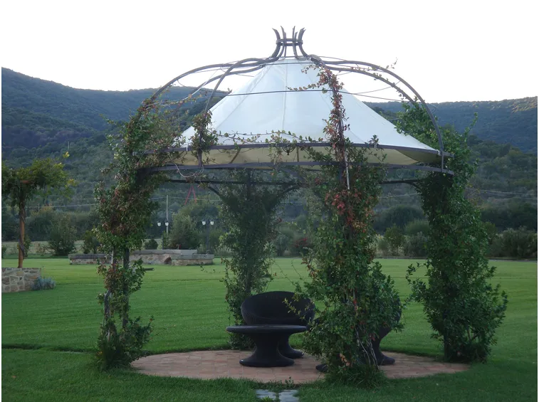 Gazebo in ferro battuto