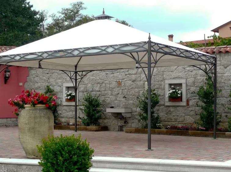 gazebo in ferro battuto
