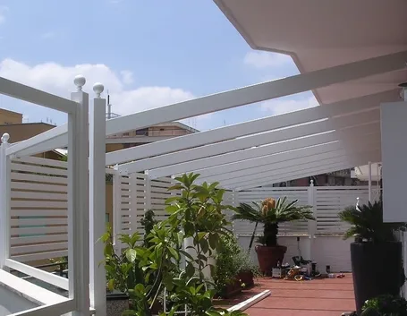 Griglie in legno per giardino di design