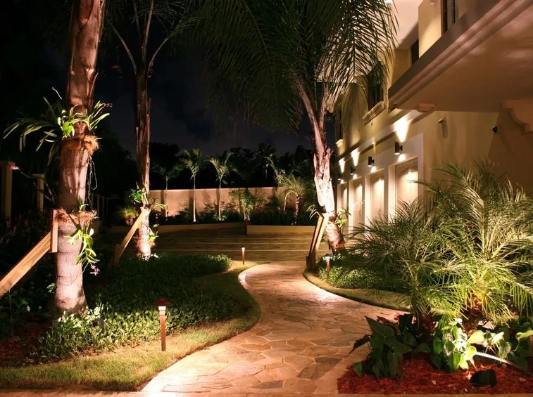 illuminazione giardino