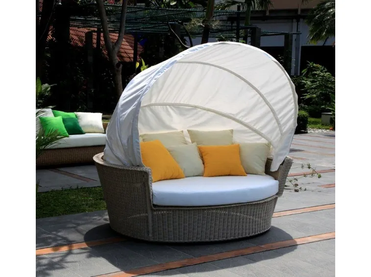 Divano da giardino