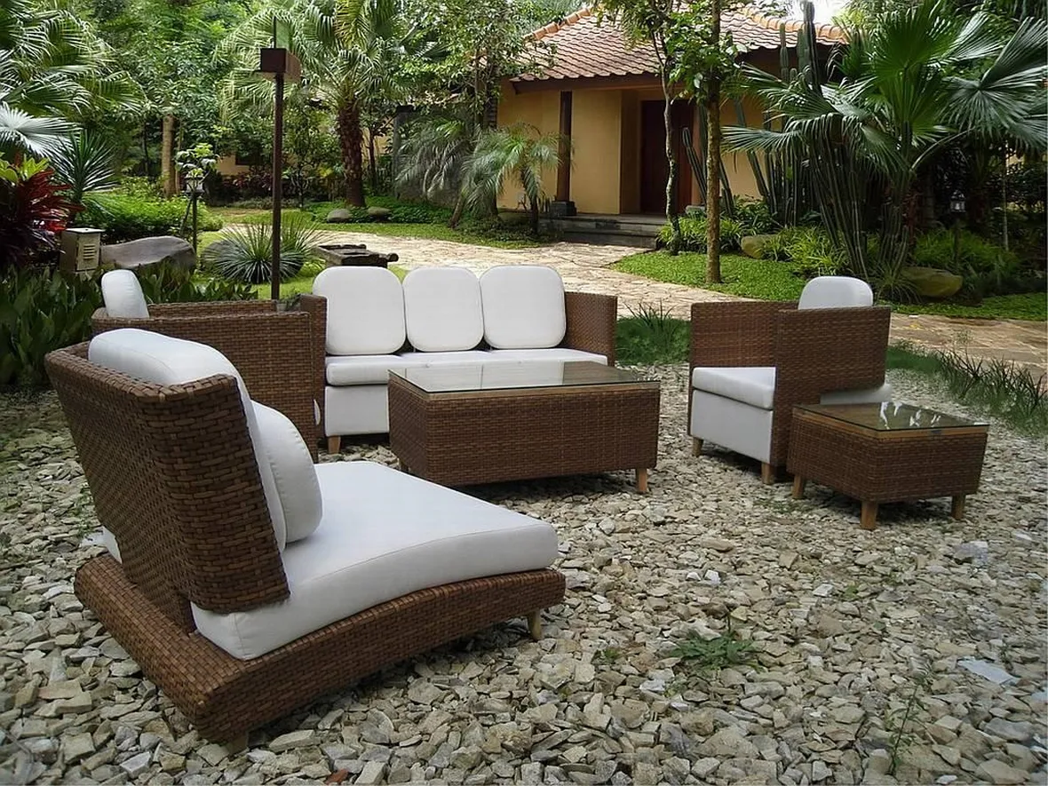 Mobili da giardino moderni
