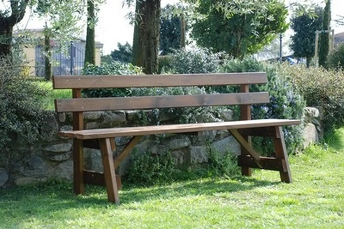 panchina in legno