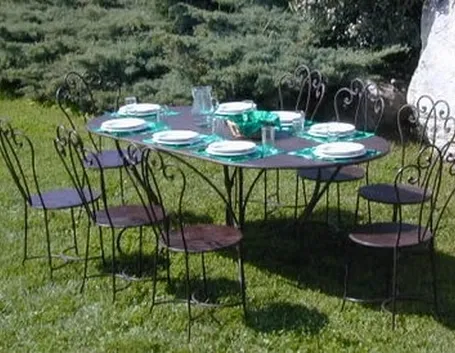 tavolo da giardino in ferro