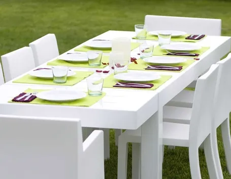 Splendido tavolo da giardino