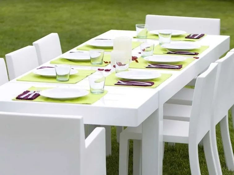 Splendido tavolo da giardino