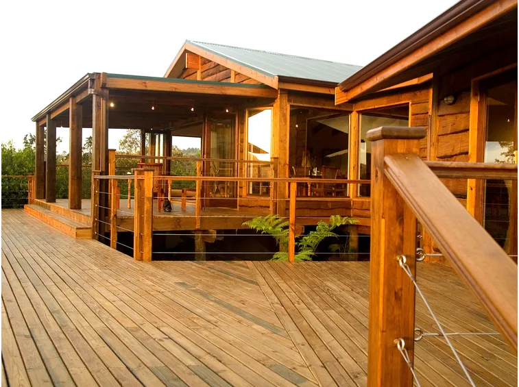 Struttura esterna in legno