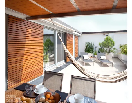 Copertura per terrazza color bianco