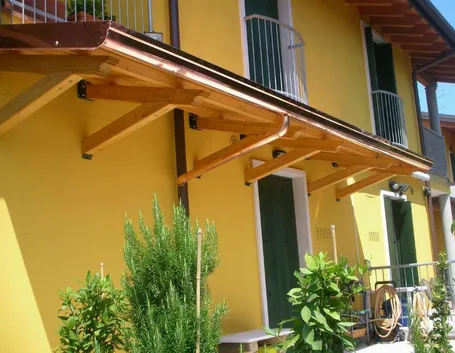 Pensilina in legno