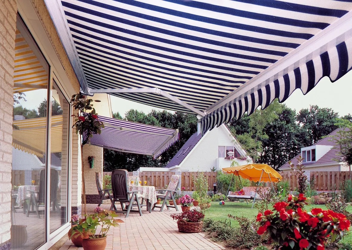 Una tettoia utilizzato come giardino d'inverno