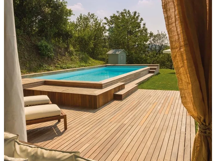 Piscina fuori terra in legno