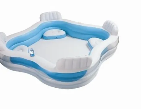 piscina in plastica