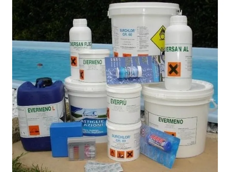 prodotti per piscina