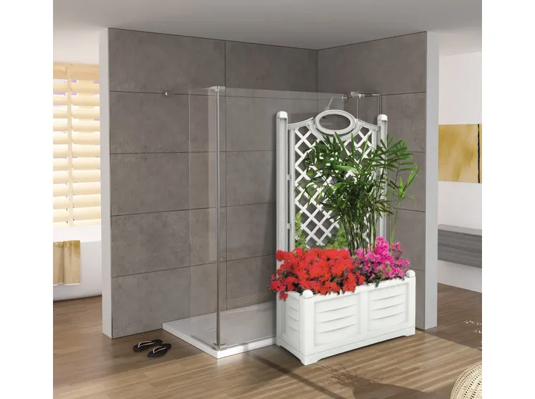 Terrazzo con fioriere