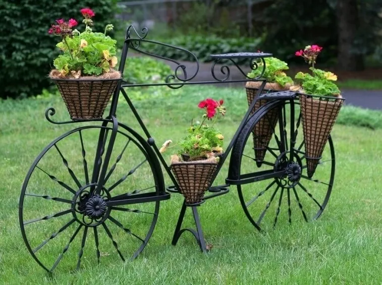Fioriere in ferro battuto