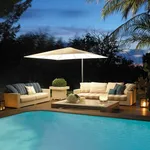 Giardino con piscina