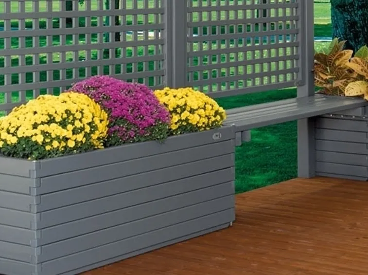 Fioriere in PVC con spalliera