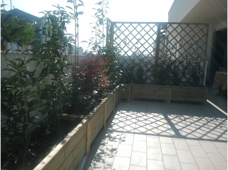Fioriera in legno