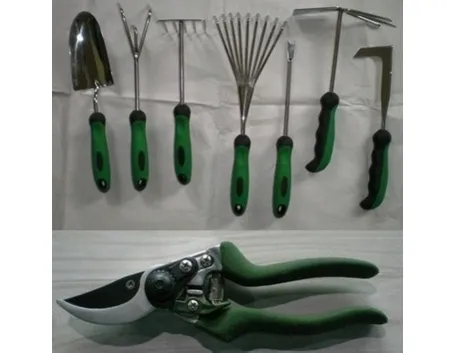 attrezzi da giardino