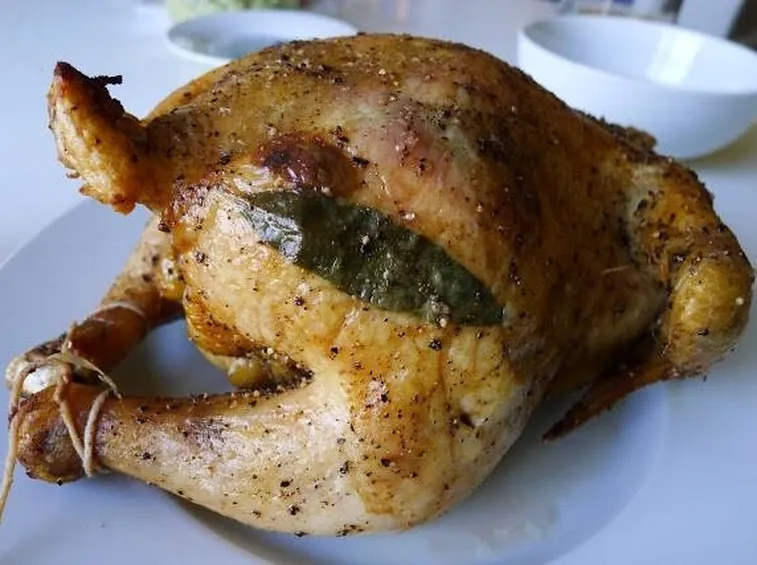 Foglie di alloro: alleate in cucina.