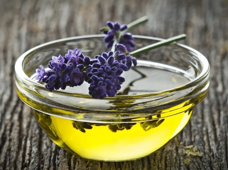 olio di lavanda