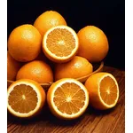 L'olio essenziale di arancio è estratto dalla scorza del frutto