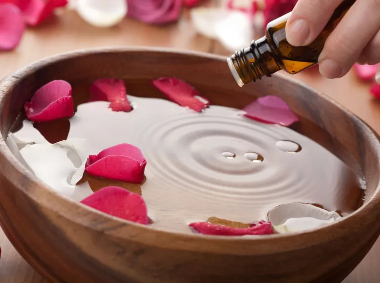 Aromaterapia con olio essenziale di timo