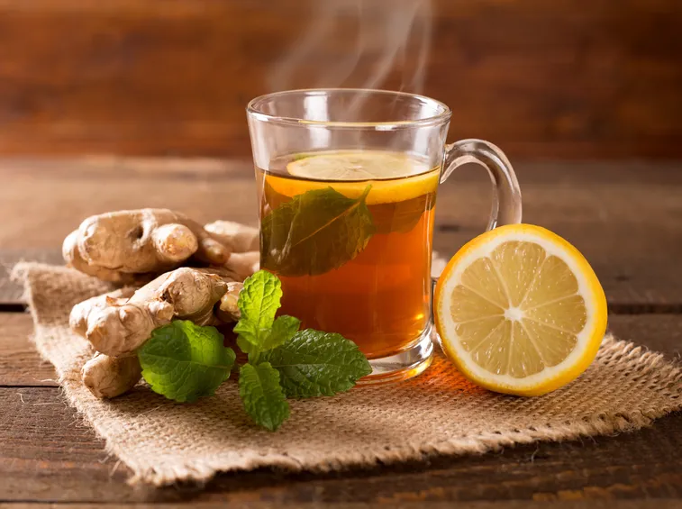 tisana alla menta zenzero e limone