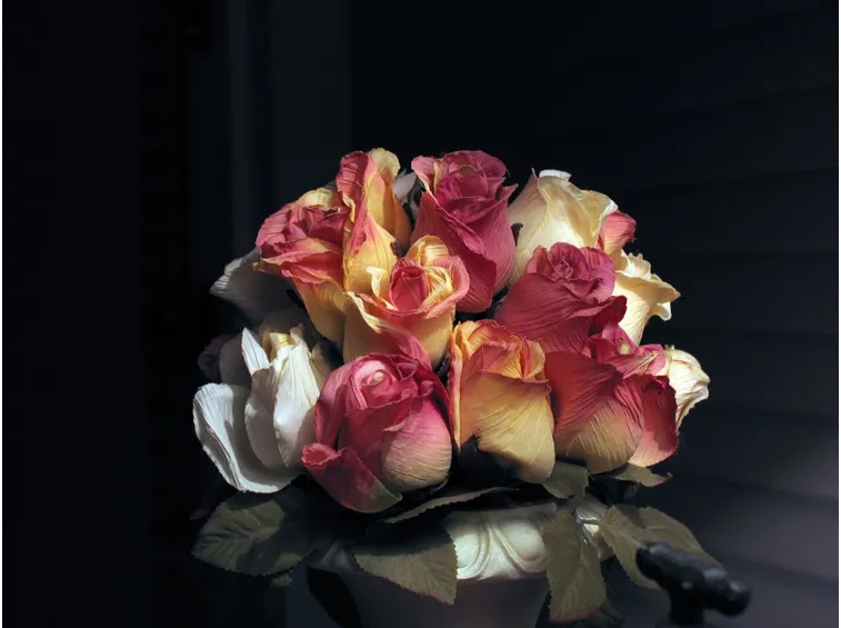 composizione rose finte