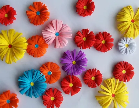 Fiori di carta colorata