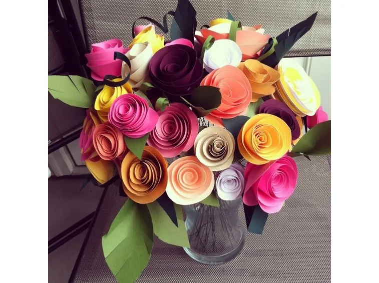 Bouquet di rose di carta