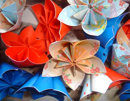 Campanula realizzata con tecnica origami