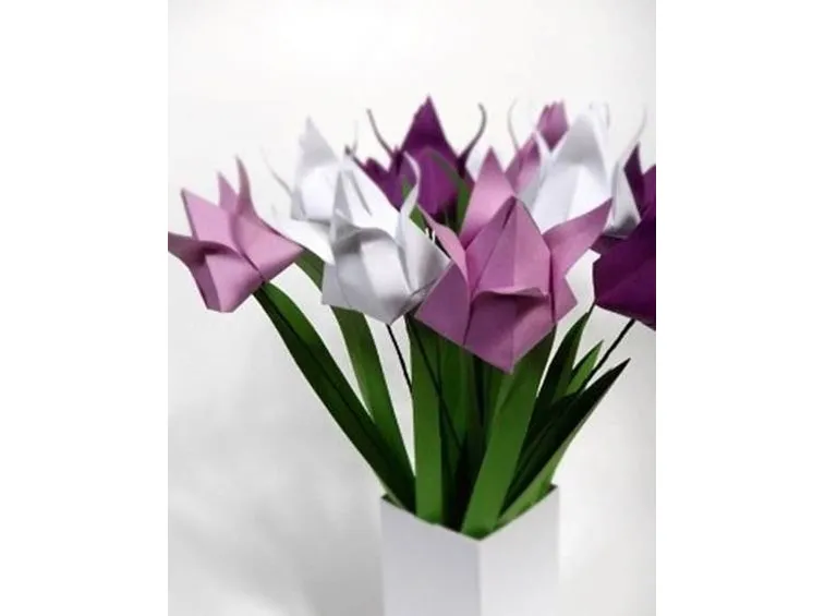 Un mazzo di tulipani origami