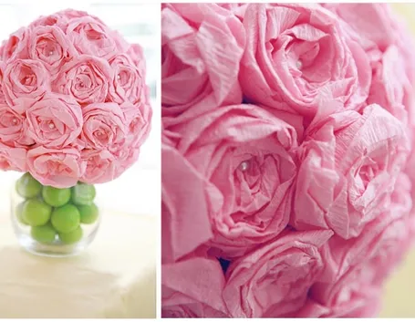 Rose di carta crespa