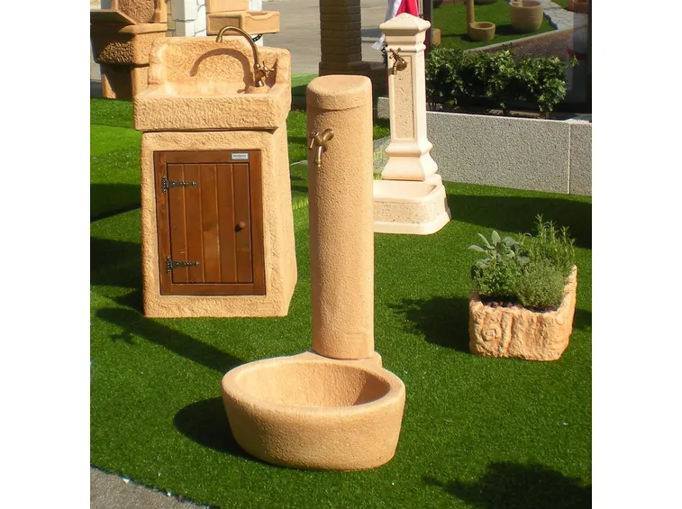 Fontane da giardino in pietra