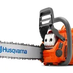 Una motosega Husqvarna multiuso