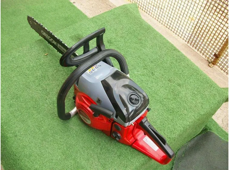 Una motosega hobbistica