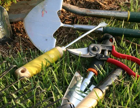 Attrezzi da giardinaggio