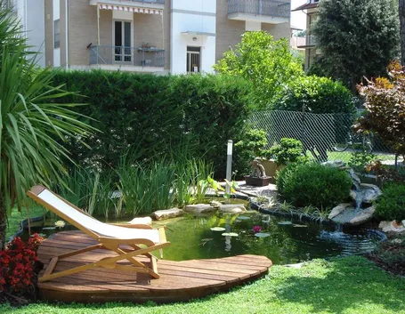 Bellissimo giardino curato