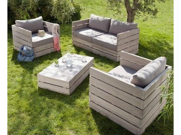 Arredare i giardini con i pallet